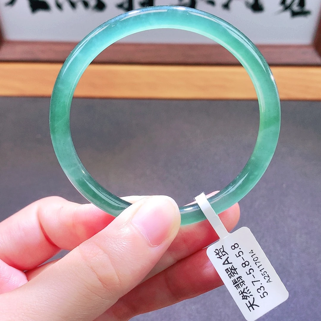 翡翠未镶嵌手镯天然翡翠