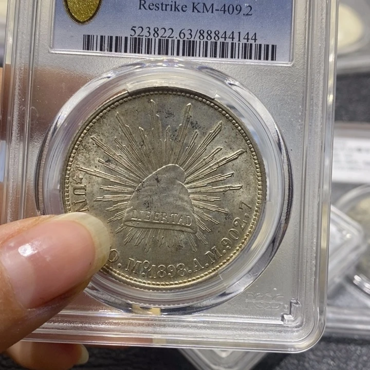 银Y**o222222222222222222