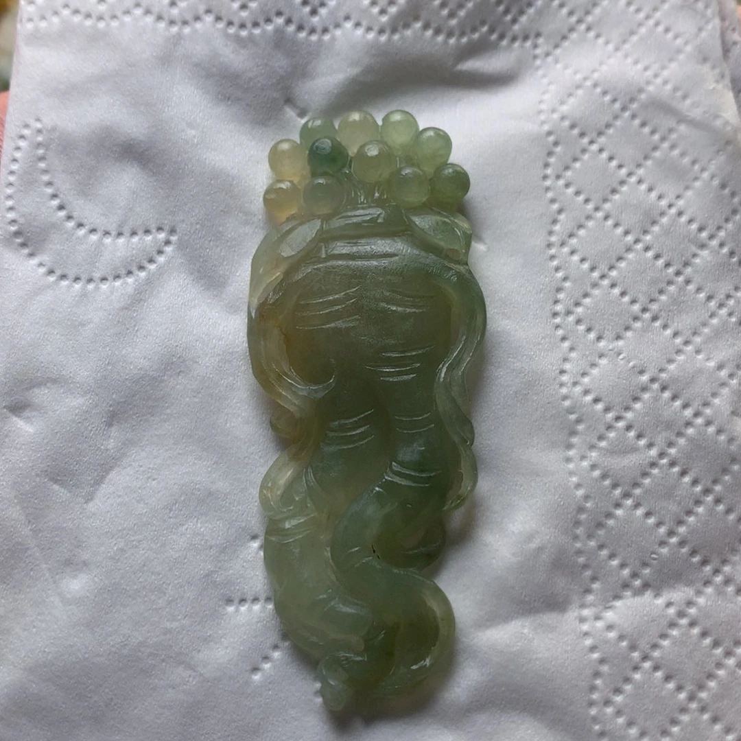 定制翡翠未镶嵌人参