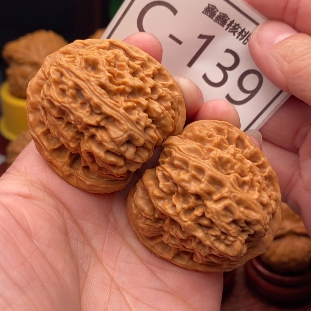 文玩核桃把件南疆42