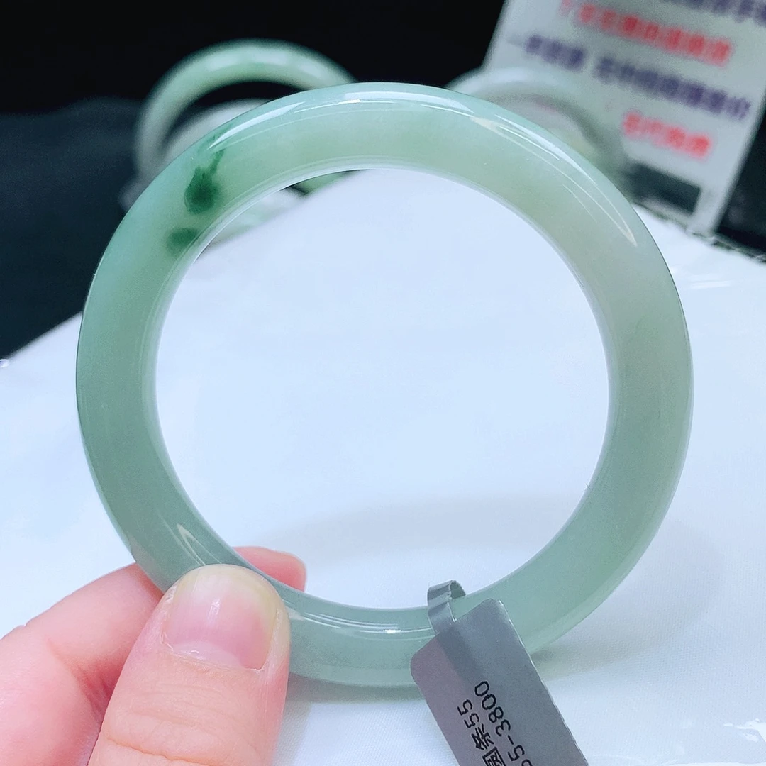 翡翠未镶嵌手镯255