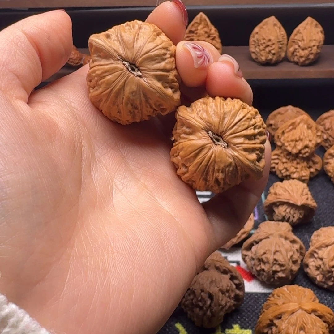 文玩核桃吊坠猛35铁锤