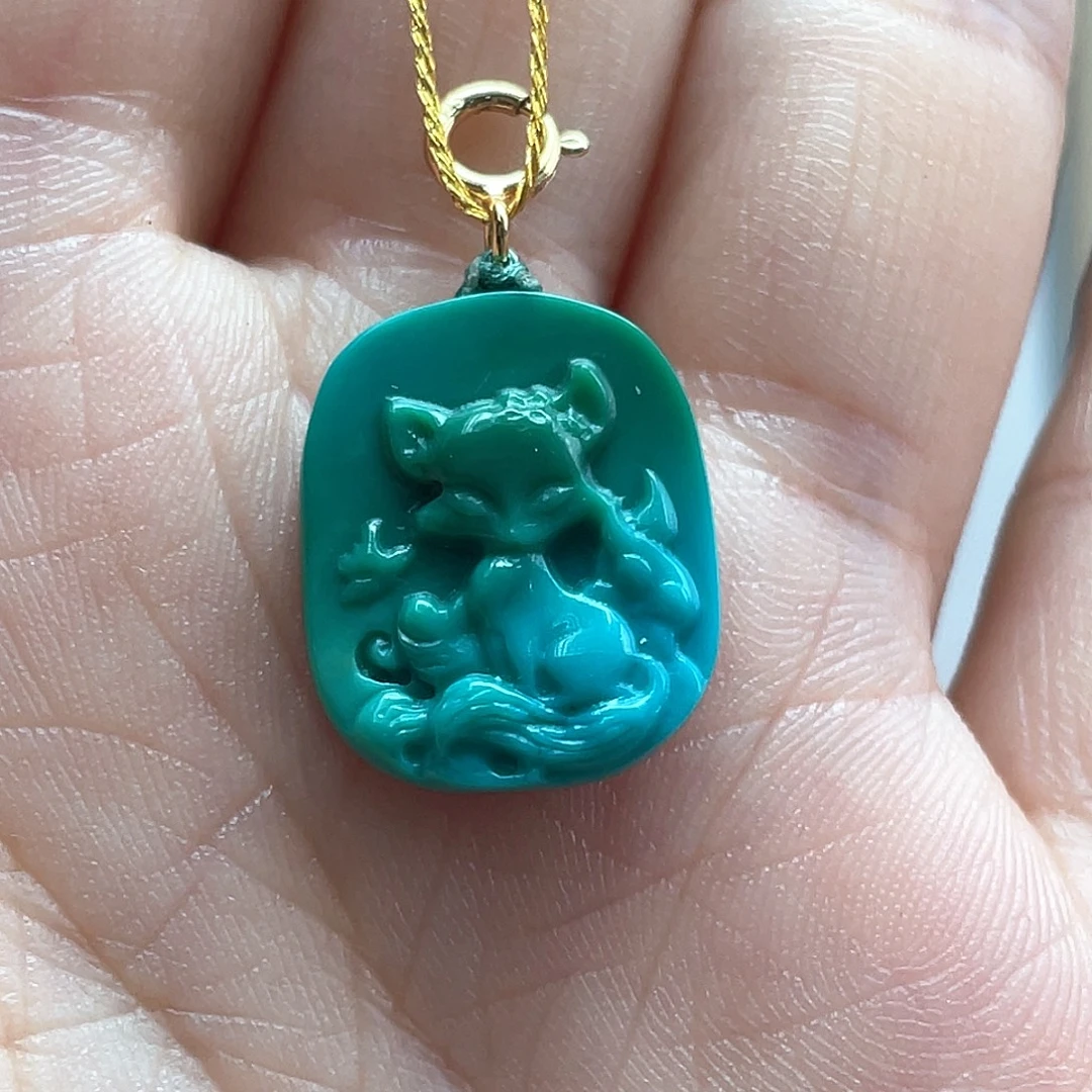 绿松石未镶嵌颈饰