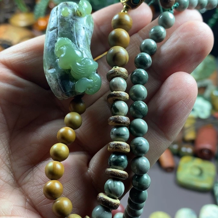 岫岩河磨玉（透闪石质玉）吊坠未镶嵌用****6