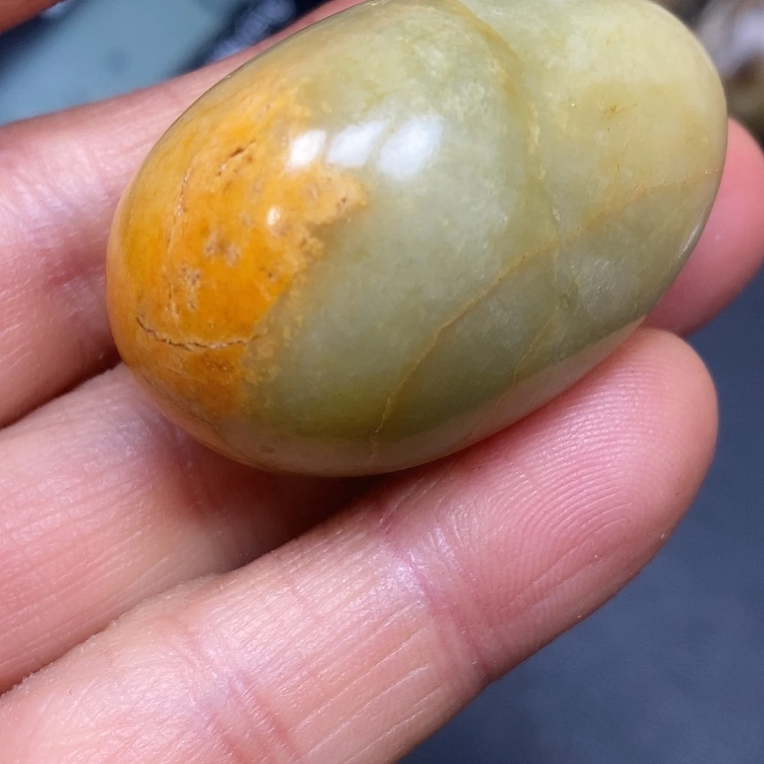 和田玉未镶嵌珠宝奇石