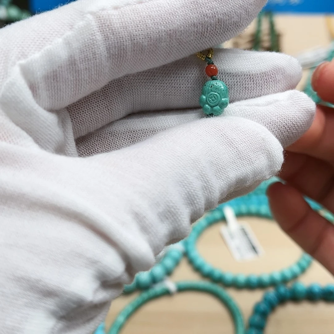 绿松石雕刻未镶嵌