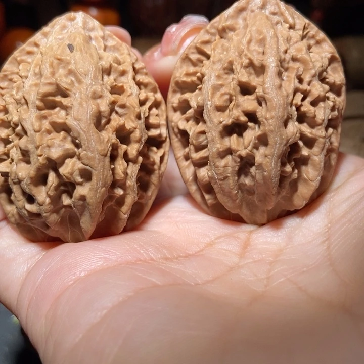 把件文玩核桃东北楸子小雪106