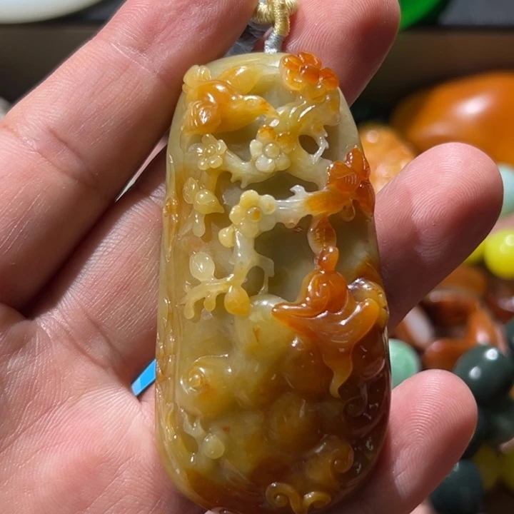 翡翠未镶嵌颈饰6666666666666