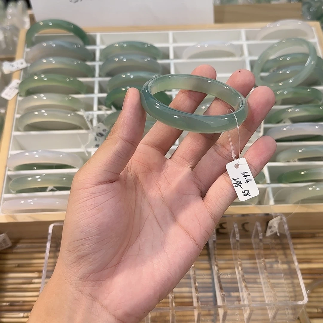 手镯玛瑙/玉髓未镶嵌圈口54.4