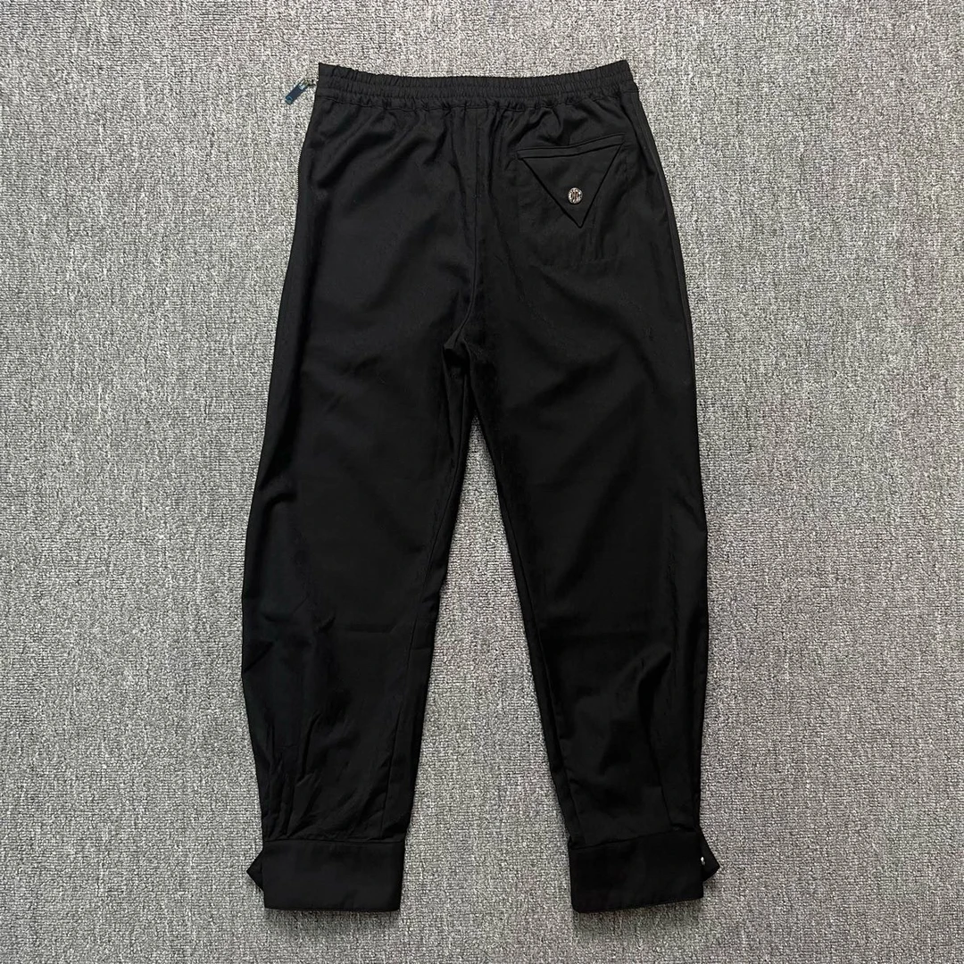 99新 LouisVuitton/路易威登 满印黑色长裤/34码/存放/11450