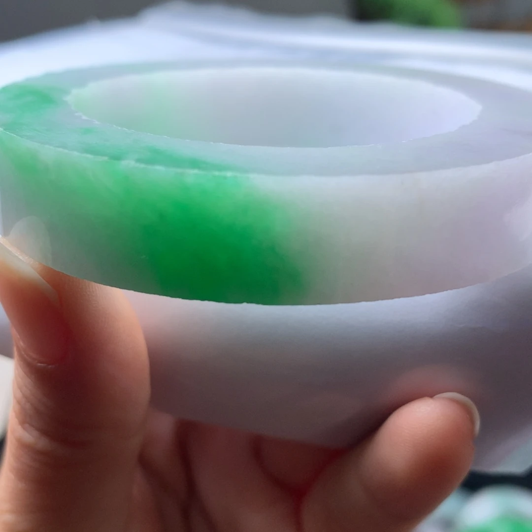 定制翡翠未镶嵌种老起胶白底青超漏49一56