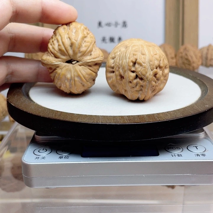 文玩核桃吊坠6*6015元宝