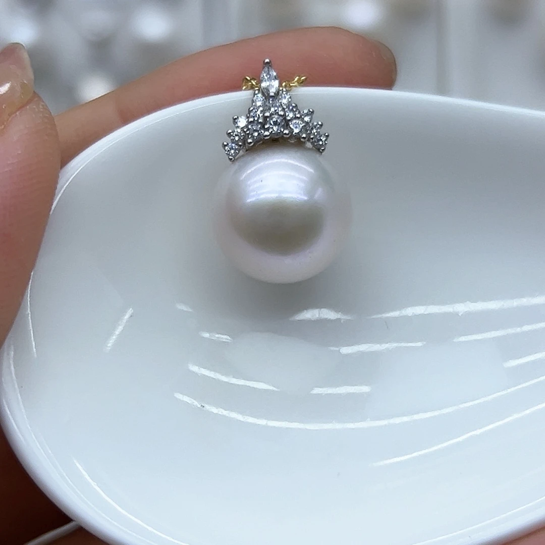 银S925镶嵌淡水珍珠耳饰