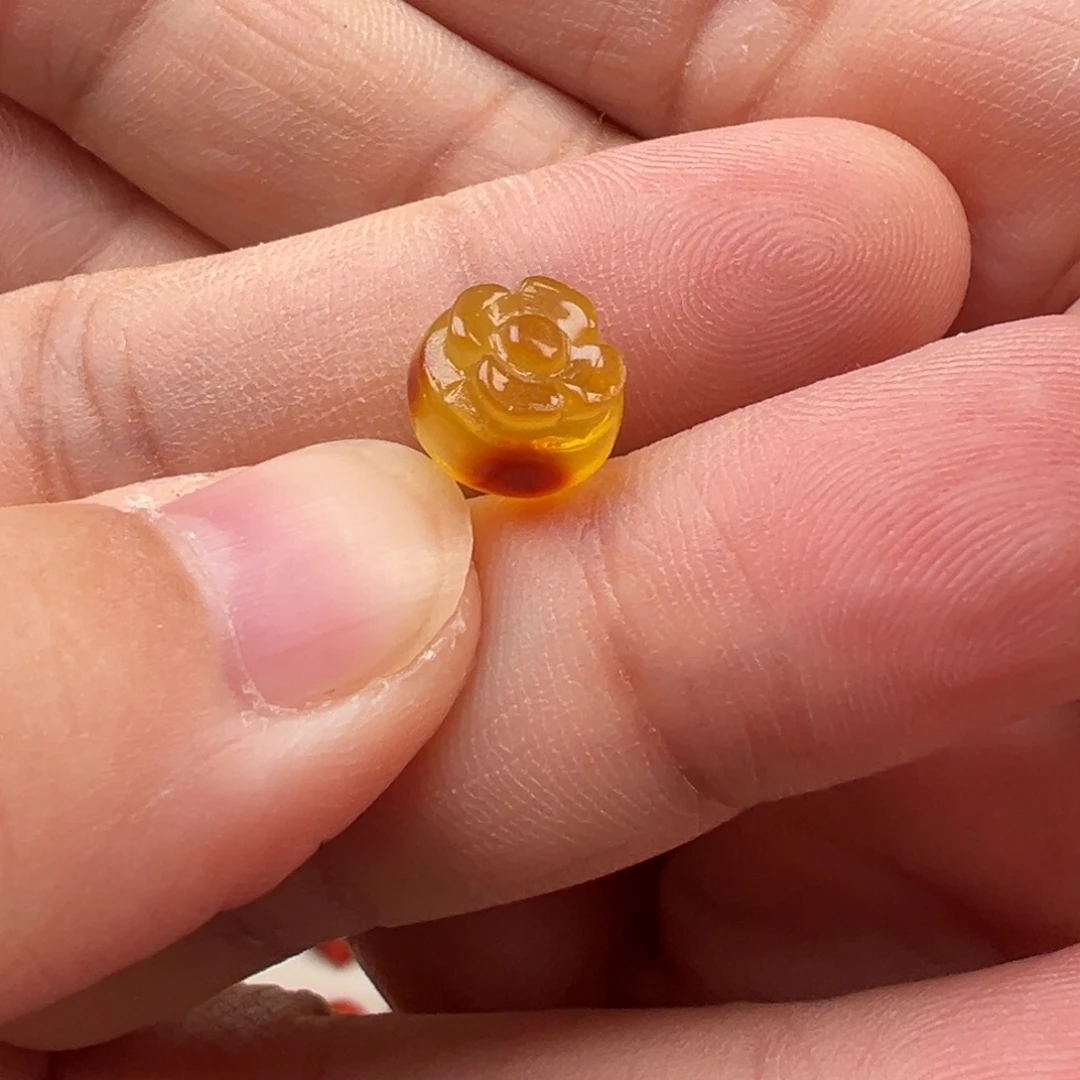 琥珀未镶嵌吊坠(不含链)