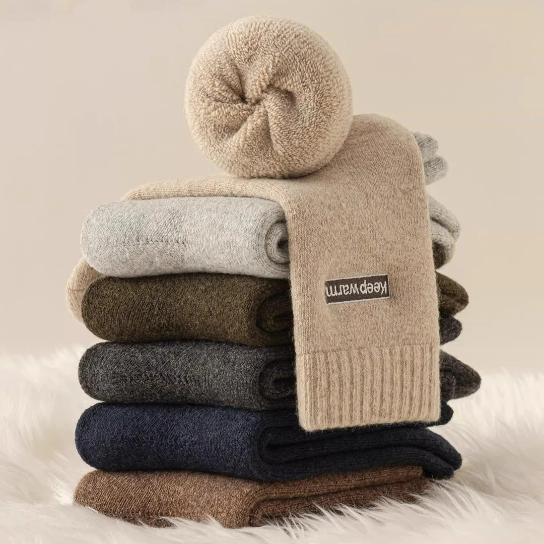 羊毛袜子男款秋冬加厚中筒袜保暖抗寒刺绣毛圈袜冬天睡眠地板长袜