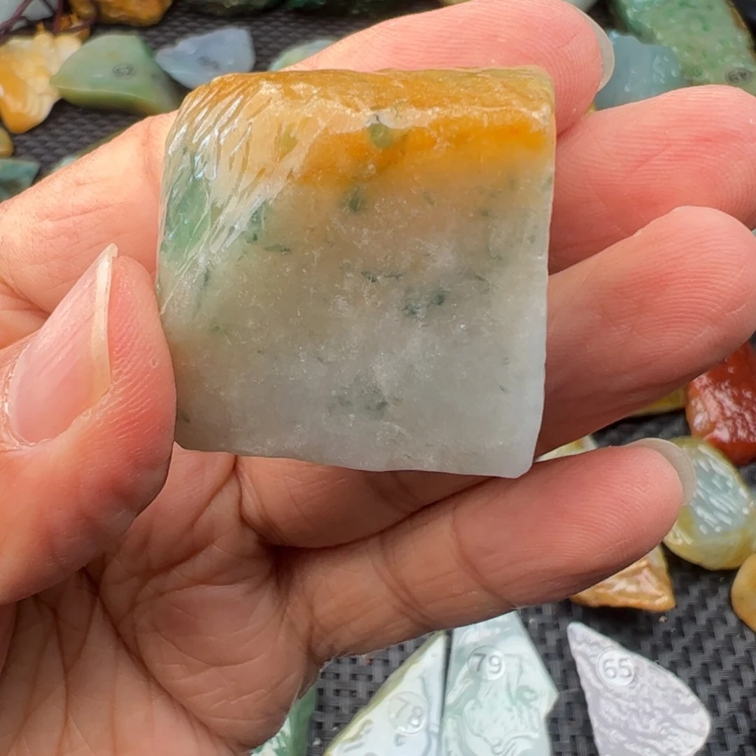 翡翠裸石缅甸翡翠