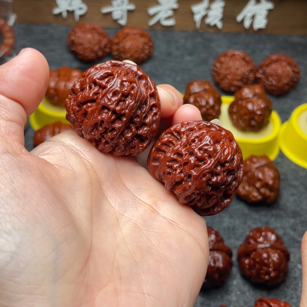 文玩核桃吊坠文玩核桃 手把件 南将石 40