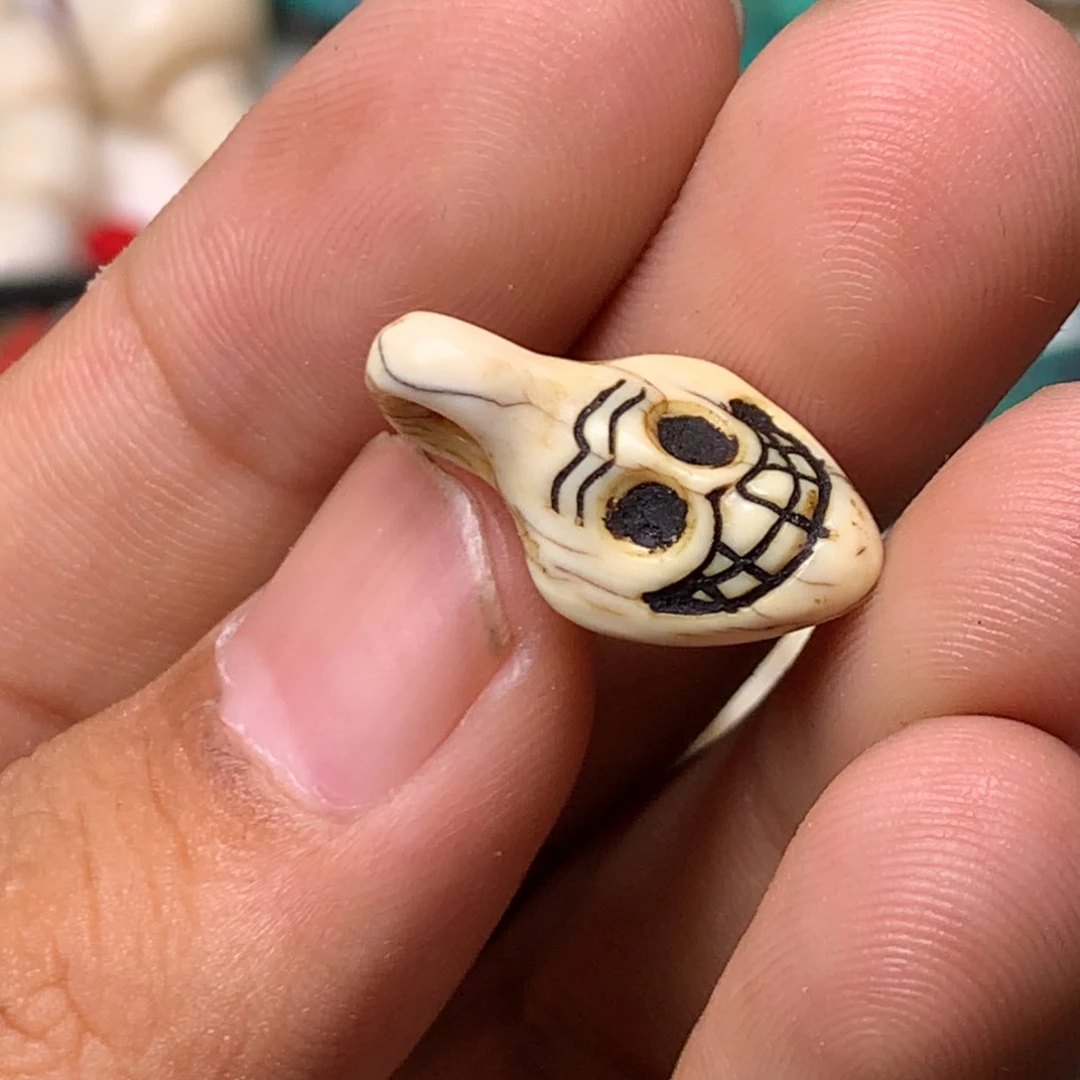 玻璃吊坠(赠链)藏传小元素