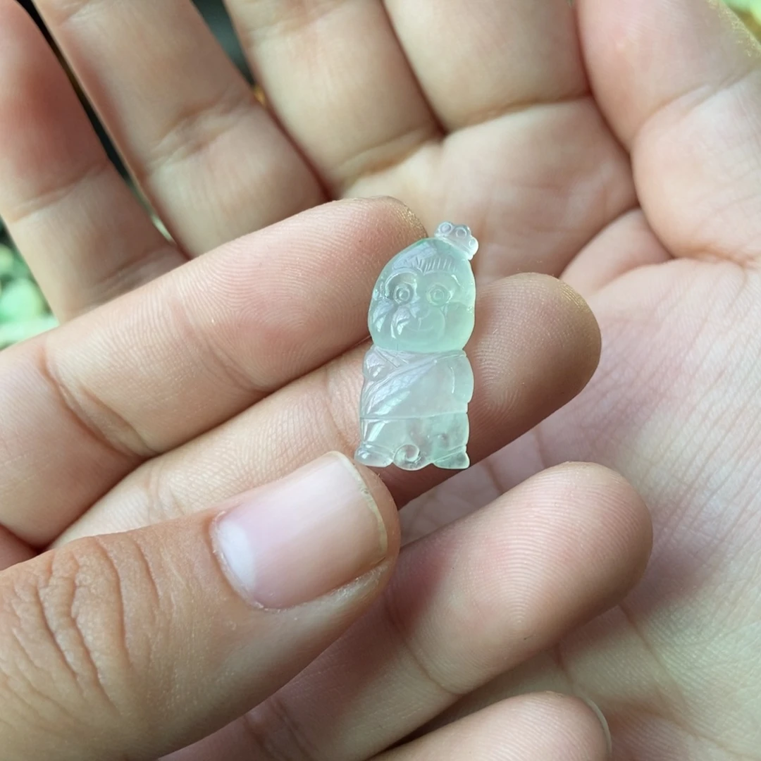 翡翠颈饰未镶嵌猴子