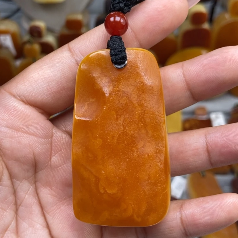 【闪购商品】琥珀颈饰未镶嵌