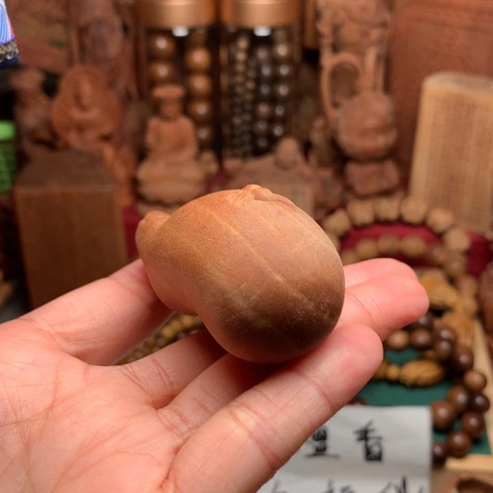 檀香木把件老山檀知足微瑕