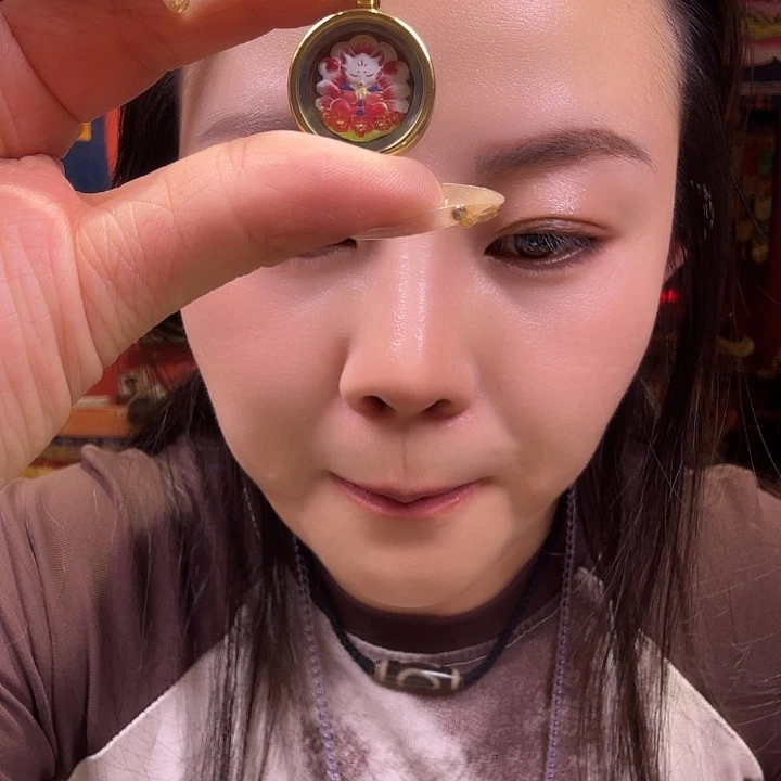 吊坠嘻嘻嘻嘻嘻嘻嘻