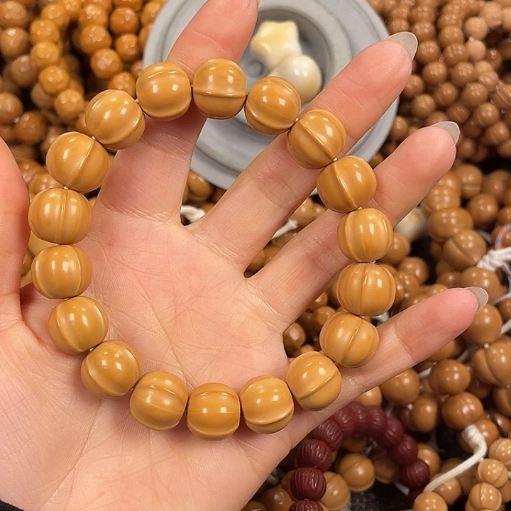 猴头核桃吊坠全品大鲨鱼