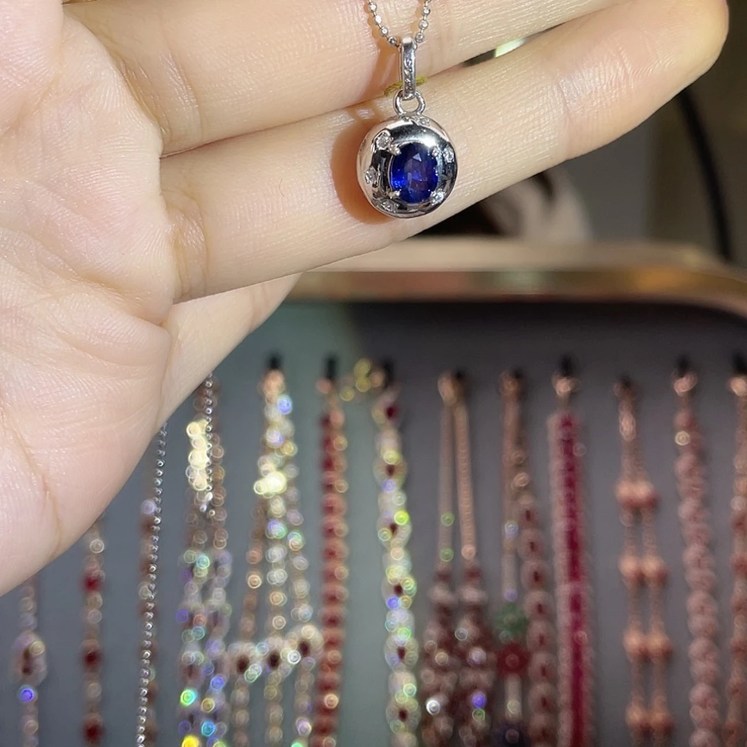 银S925镶嵌蓝宝石吊坠