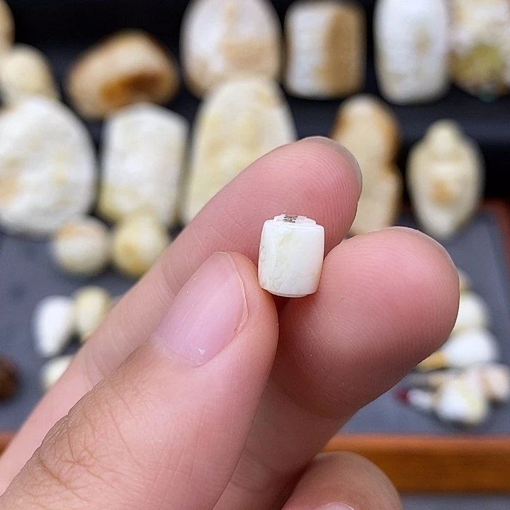 未镶嵌琥珀裸石7线束a903