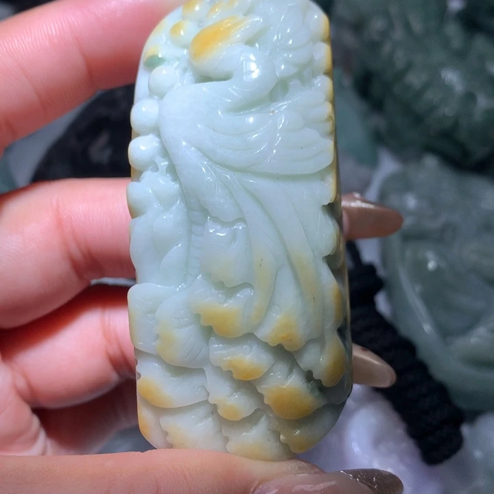 翡翠未镶嵌颈饰保真天然A货翡翠