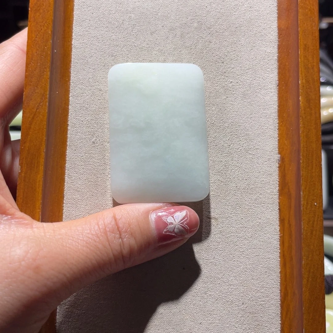 蓝田玉（蛇纹石化大理石玉）未镶嵌颈饰