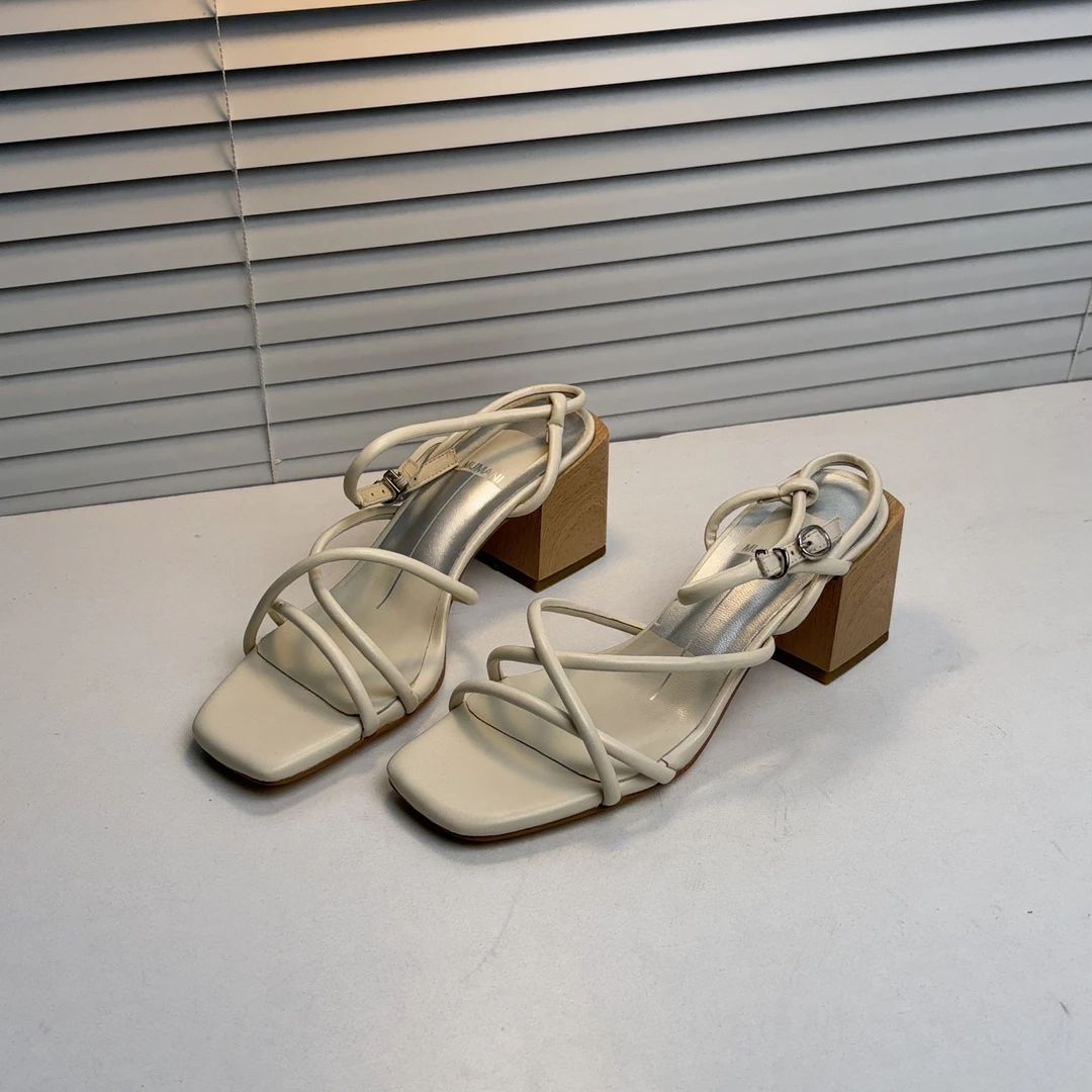 【仅剩35码】跟高6.5cm凉鞋Y178