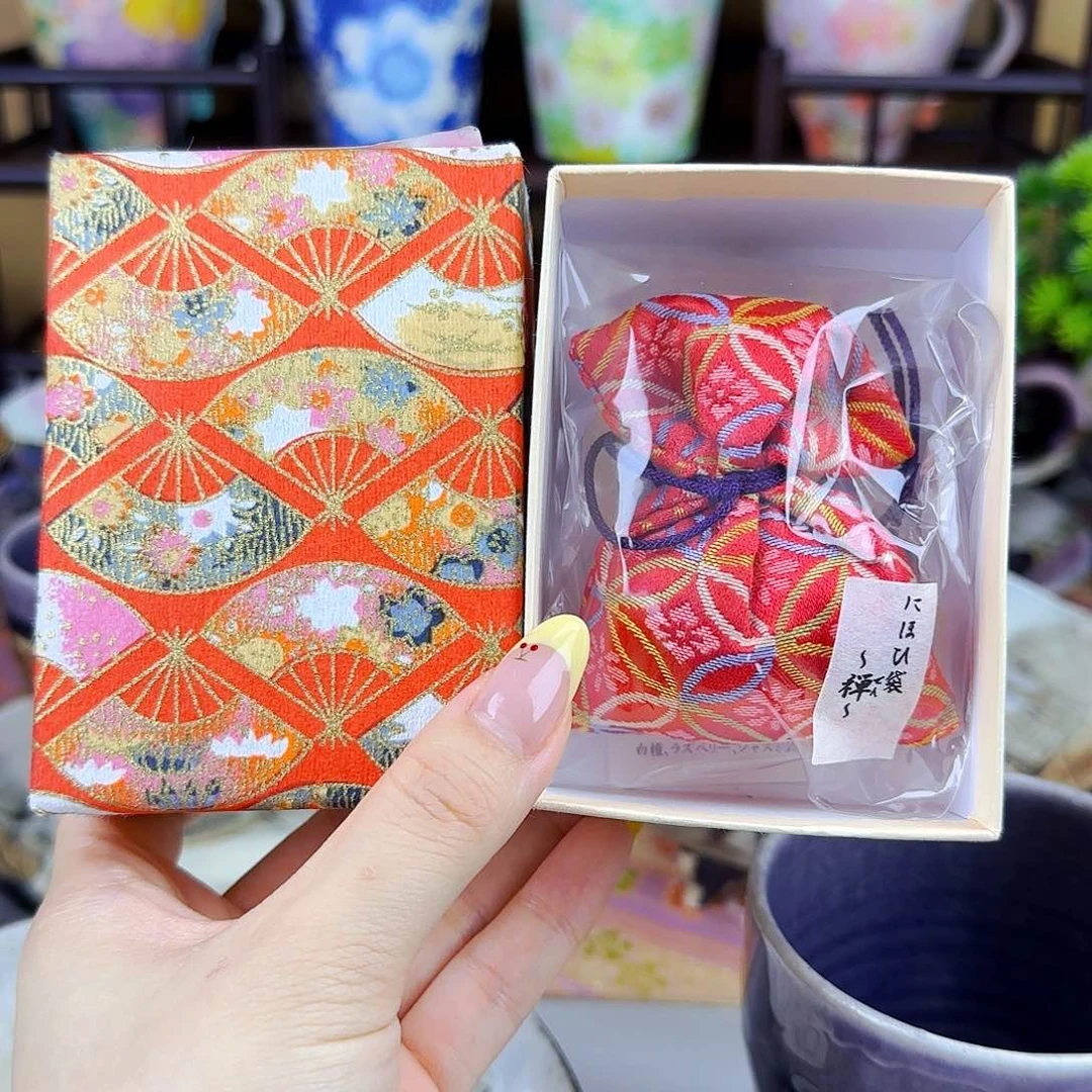 它家陶瓷真好看！