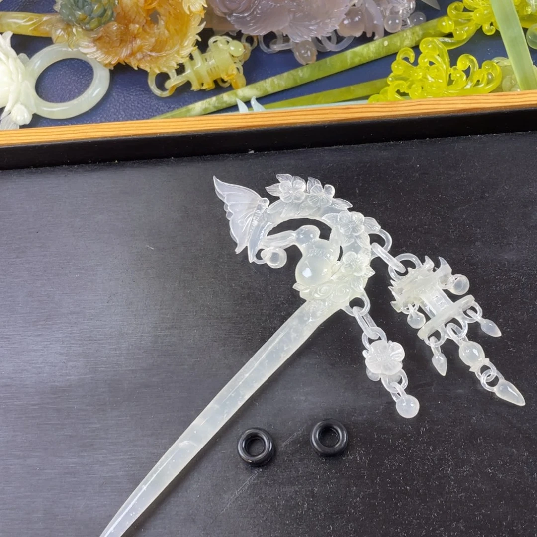 芦***涛蛇纹石玉未镶嵌发饰