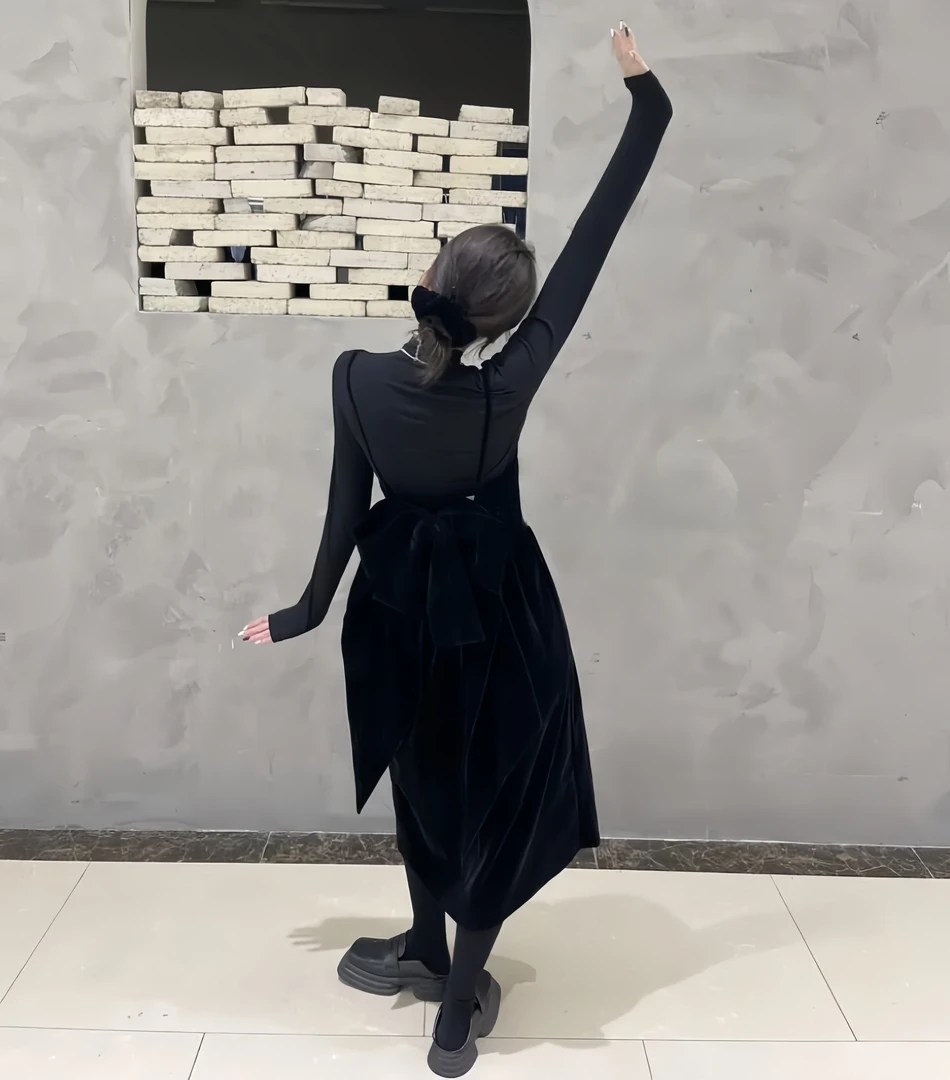 露背大蝴蝶结年会礼服宴会生日吊带连衣裙显瘦气质长袖高腰时尚