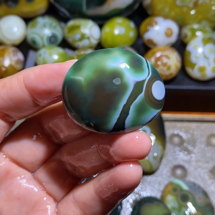 未镶嵌玛瑙/玉髓珠宝半成品130