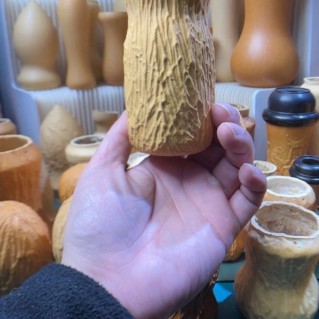 卷毛韩奶瓶子蝈蝈儿