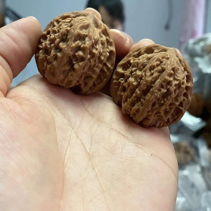 文玩核桃把件35蜡皮黄杆