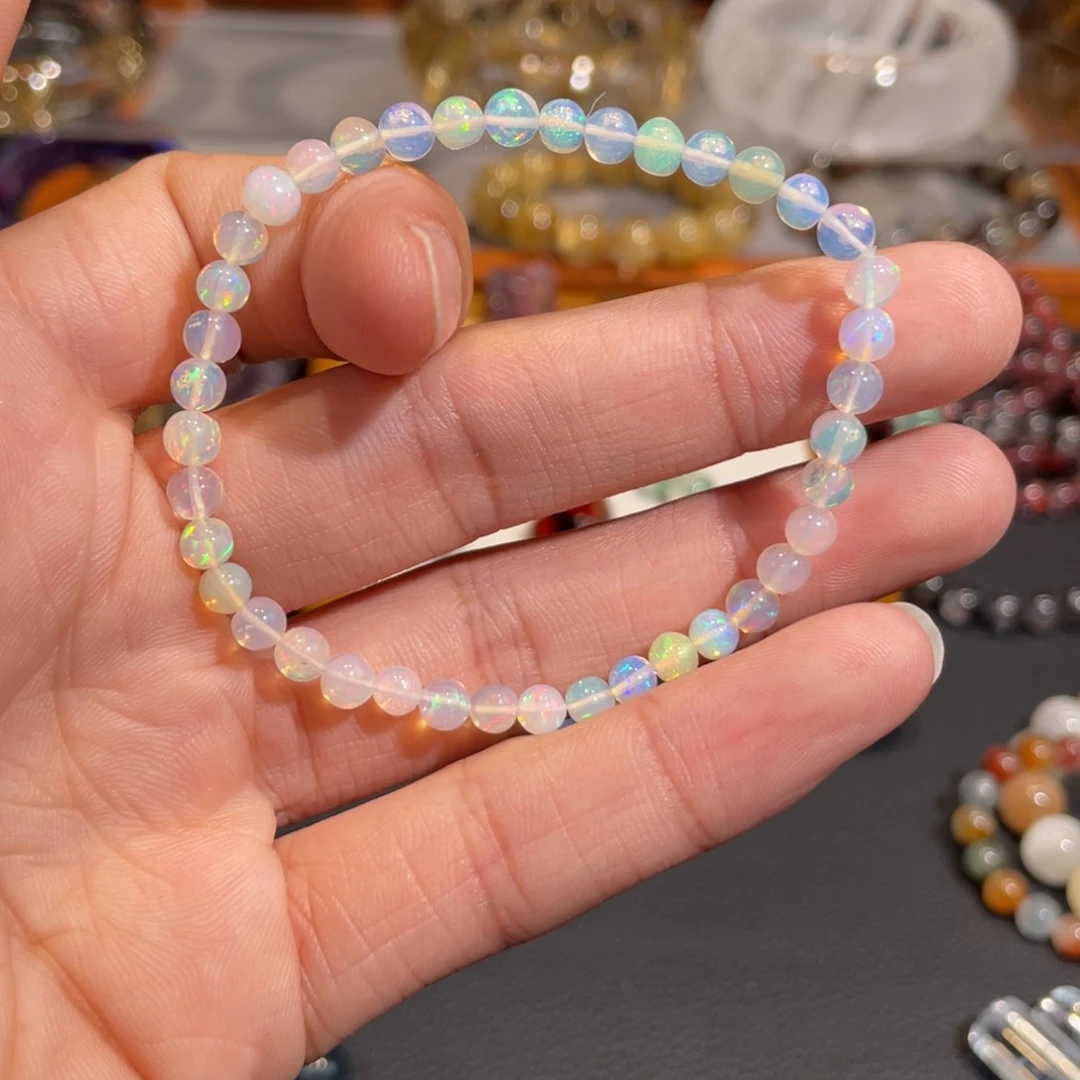 未镶嵌欧泊手链1