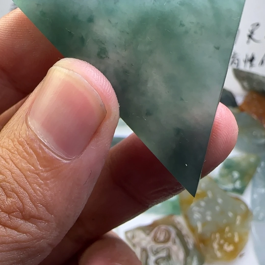 定制翡翠未镶嵌不包工