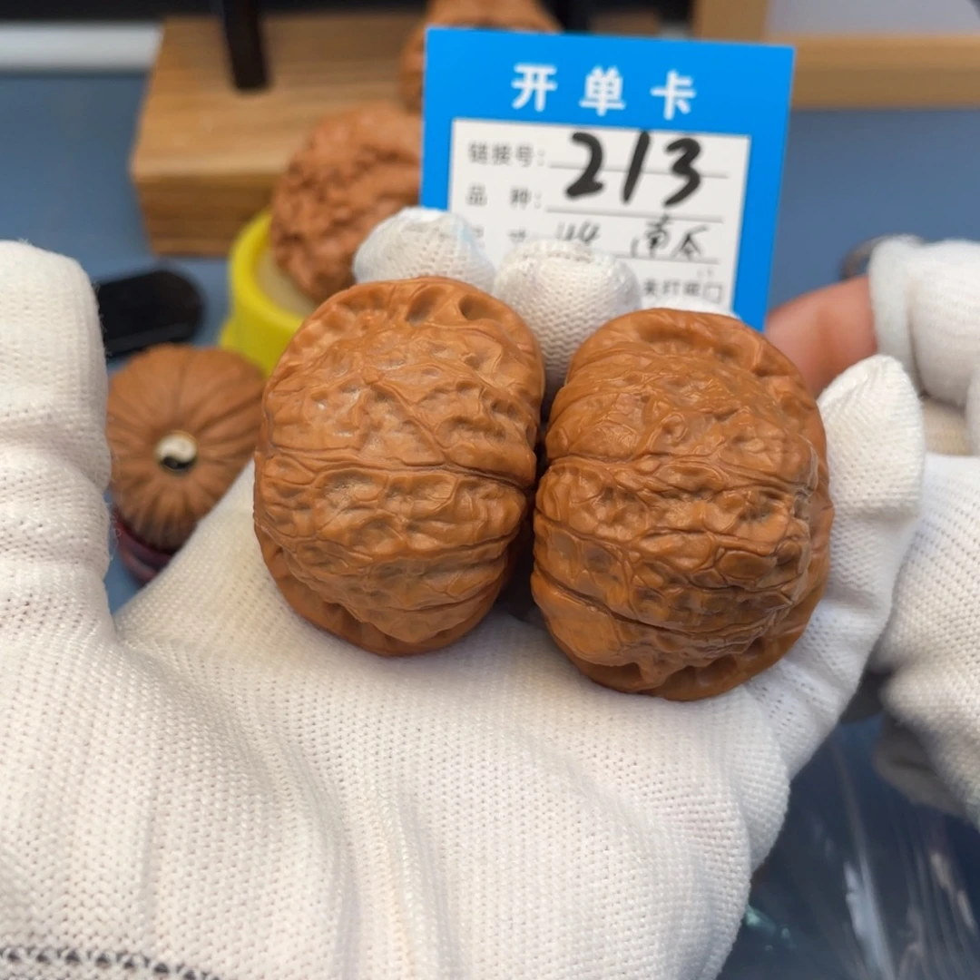 吊坠桃核文玩核桃