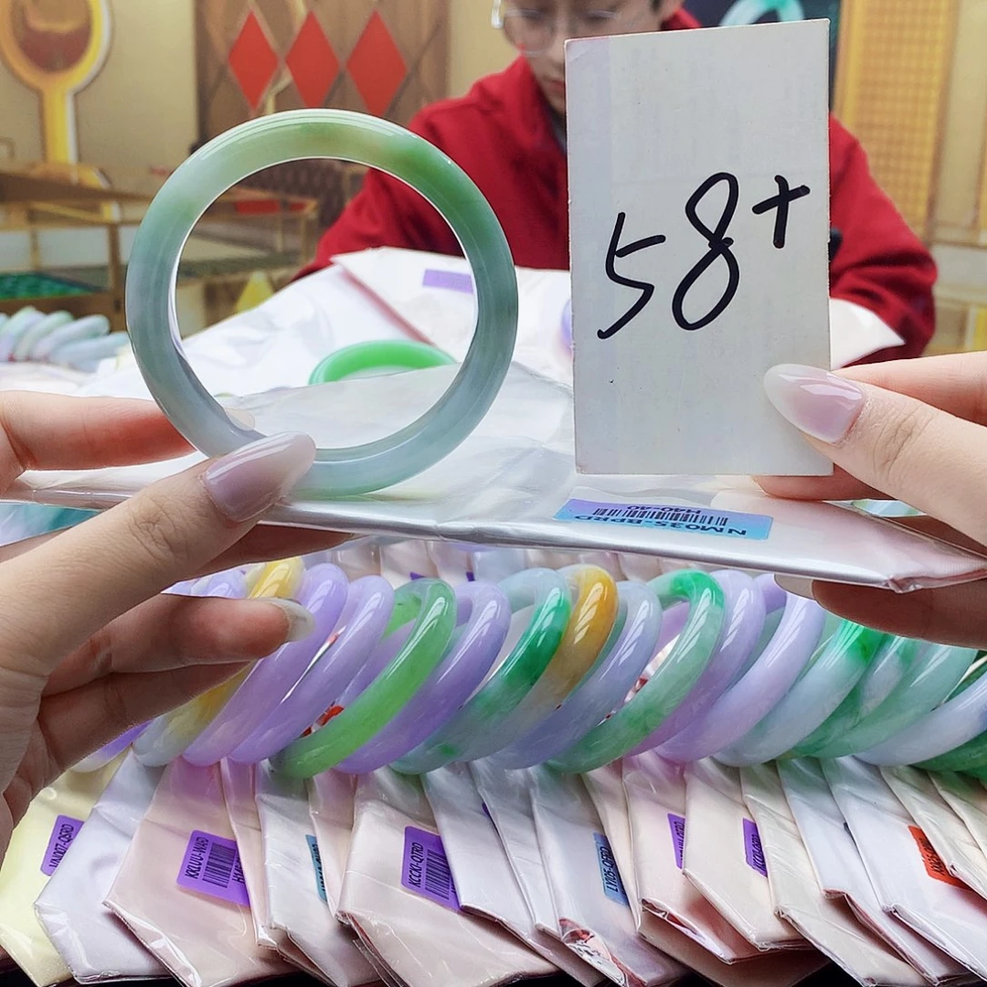 翡翠未镶嵌手镯nn