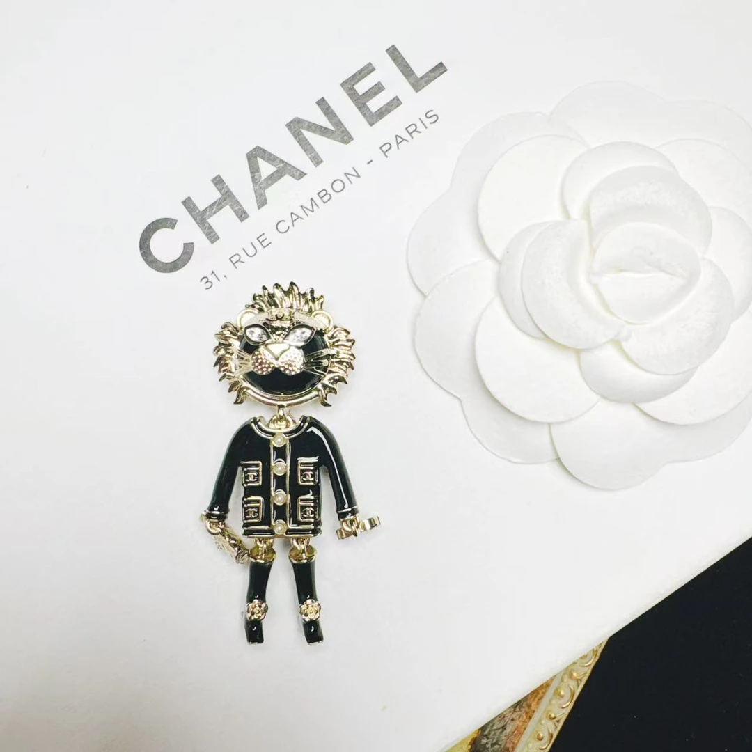 95新 Chanel/香奈儿 柚礼中古/香奈儿黑金狮子胸针lz509020