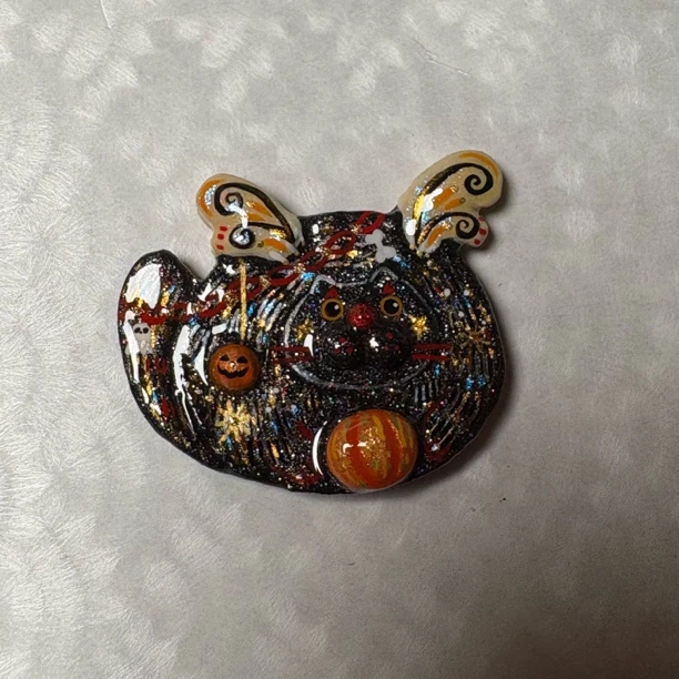 纯手工手绘石塑粘土冰箱贴《亮晶晶的小黑猫》