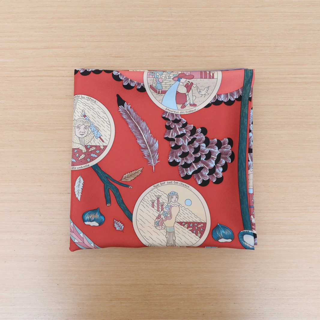 99新 Hermes/爱马仕 【特价黑黑】围巾方巾 印花 桑蚕丝