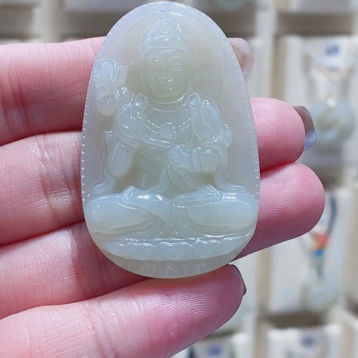 *****和田玉未镶嵌颈饰