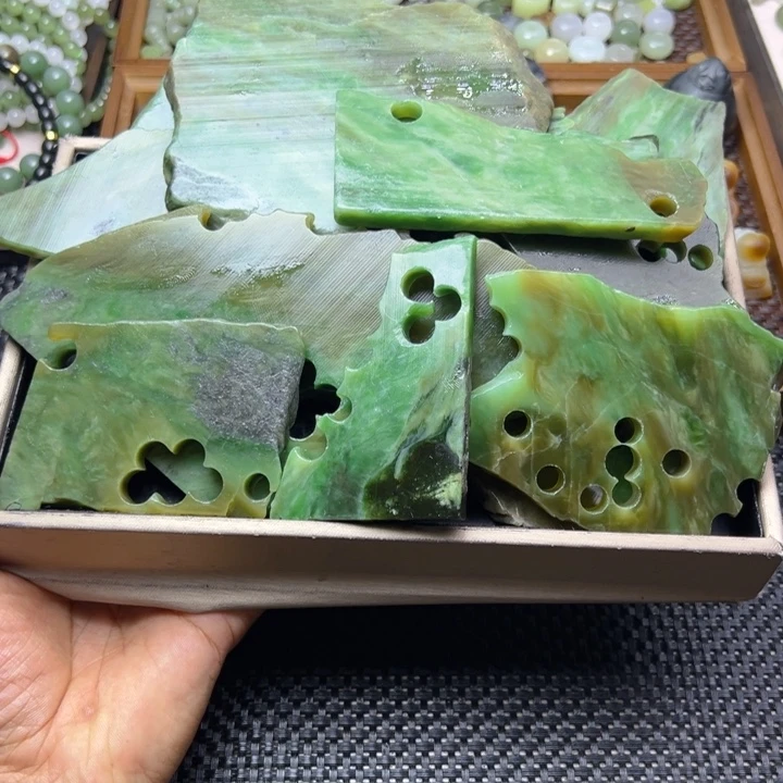 和田玉（糖玉）未镶嵌珠宝半成品