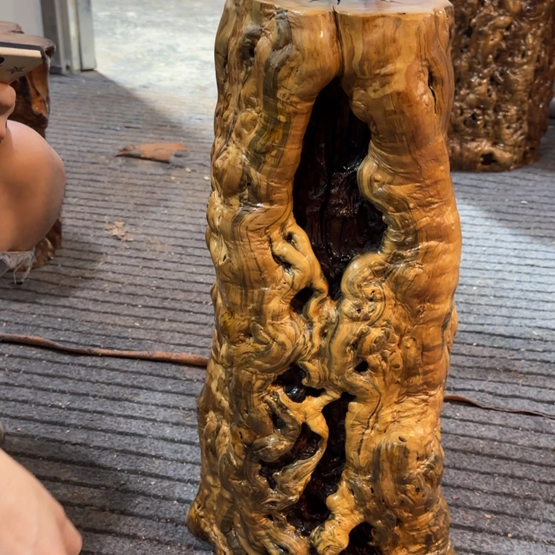 文***客龙纹鸡心枣木手工艺品