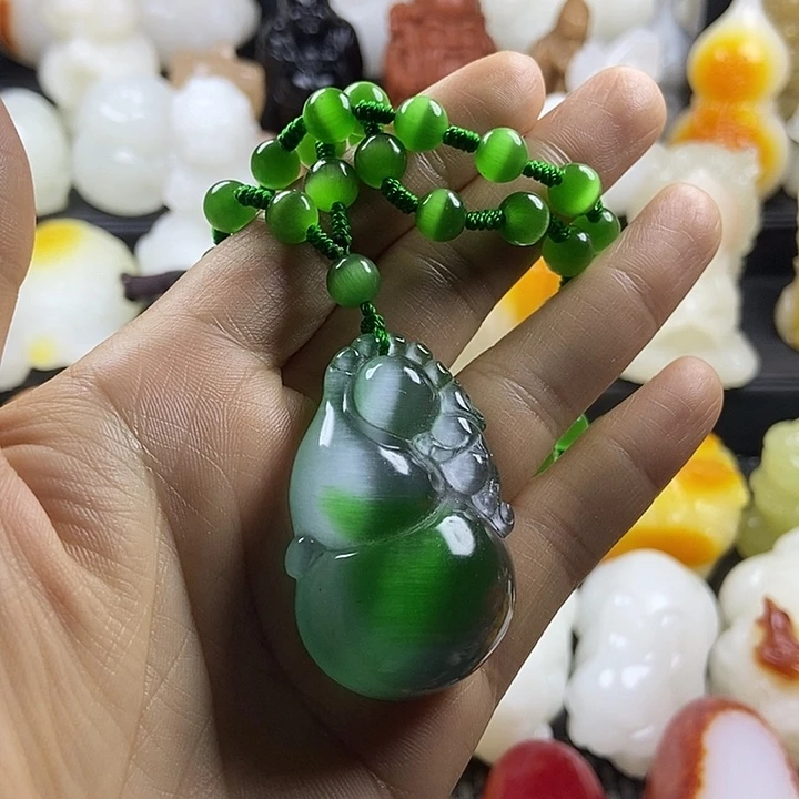 无花朵猫眼石项链