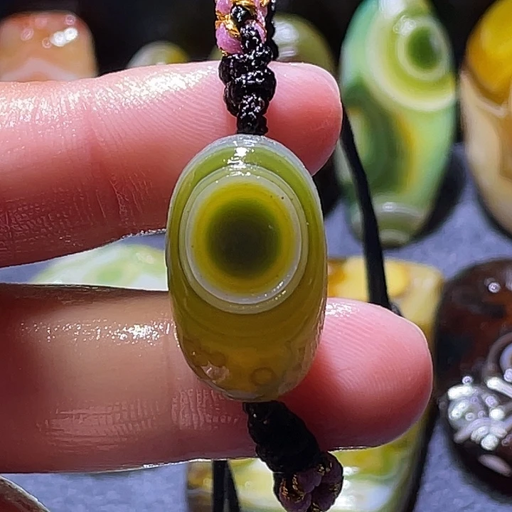 玛瑙/玉髓未镶嵌珠宝奇石